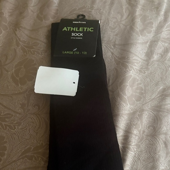 High Style Black Athletic Socks - Picture 1 of 1